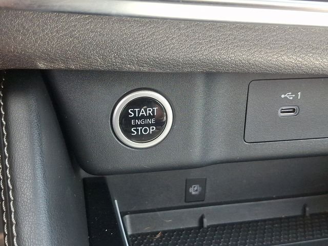 Used 2023 Gray Nissan Platinum image 26