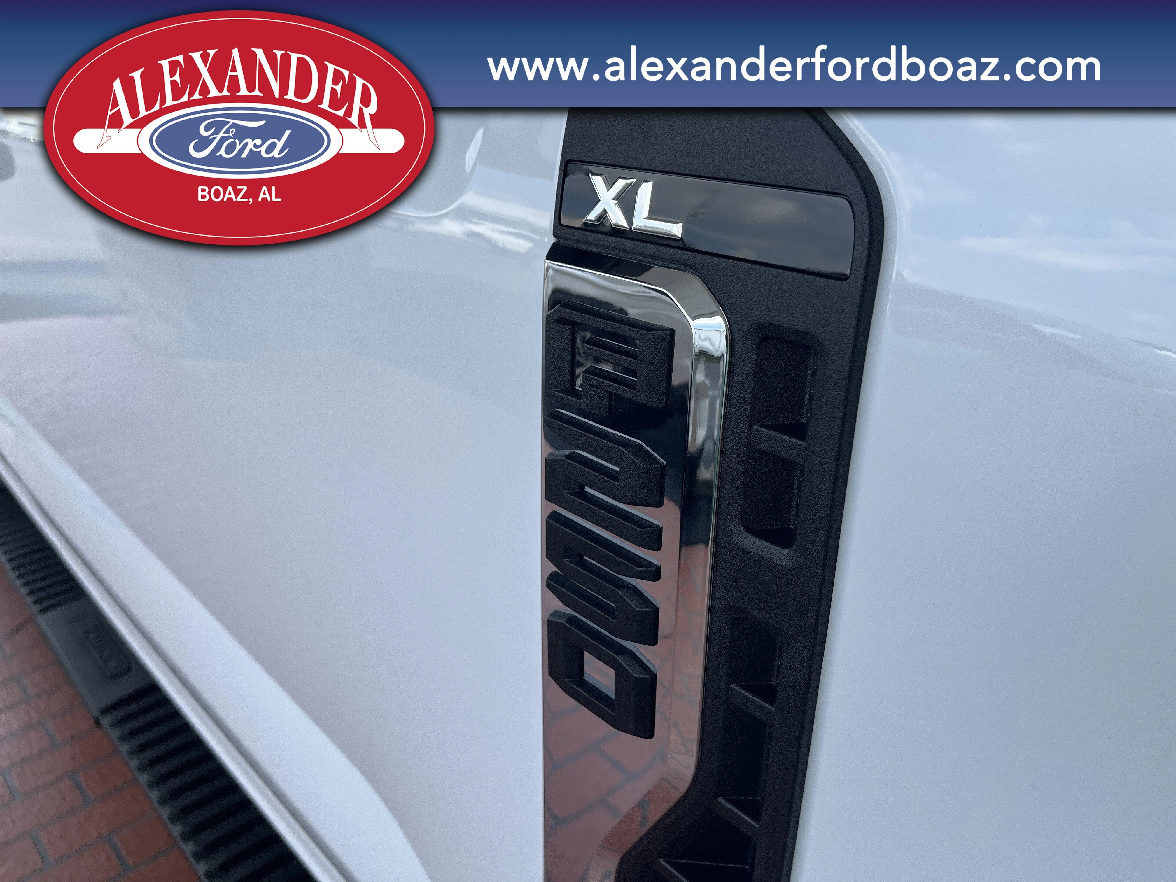 New 2026 Oxford White Ford F-250® XL image 7