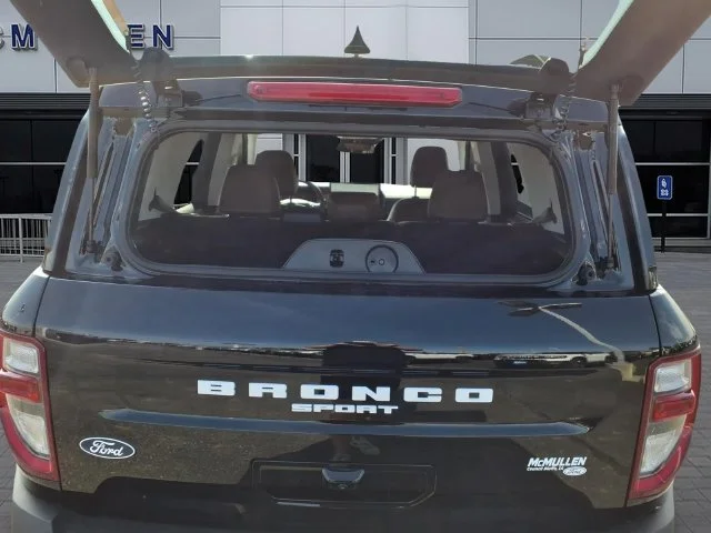 New 2026 Shadow Black Ford Outer Banks® image 10