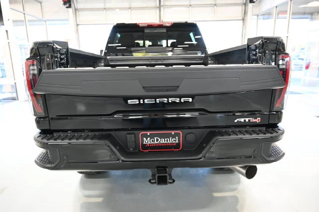 2026 GMC Sierra 2500HD AT4 - Photo 7