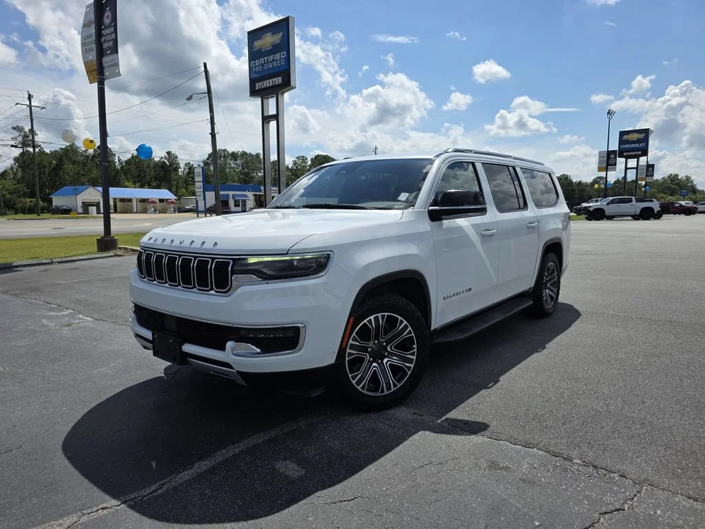 Used 2023 White Jeep Series II image 1
