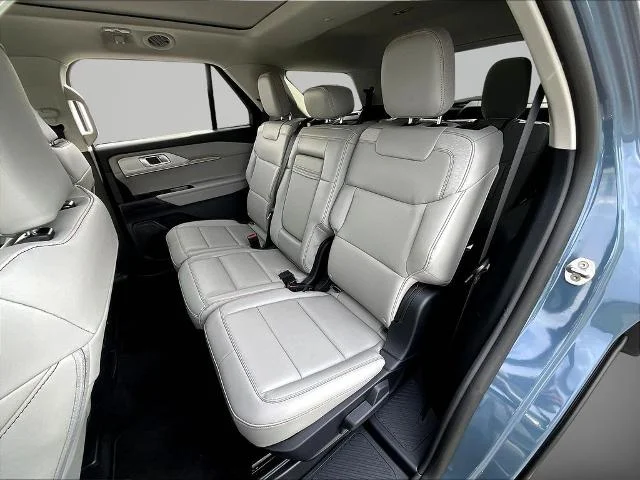 New 2026 Vapor Blue Metallic Ford Active image 57