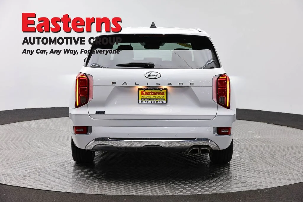 Used 2020 White Hyundai Limited image 6