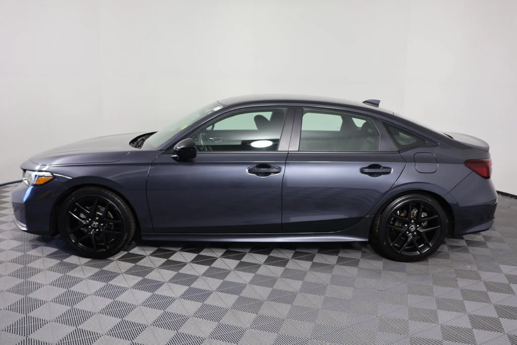 Used 2026  Honda Sport image 5