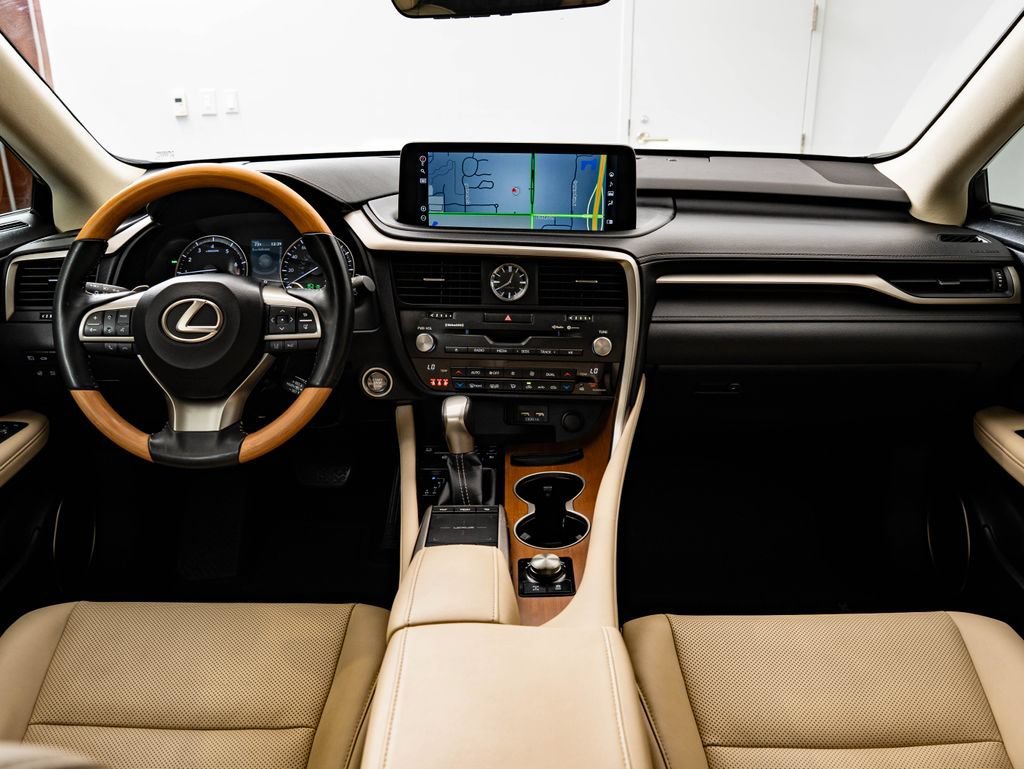 Used 2021 Eminent White Pearl Lexus 350 image 33