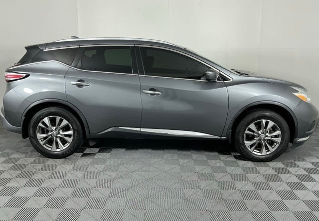 Used 2017 Gray Nissan SL image 8