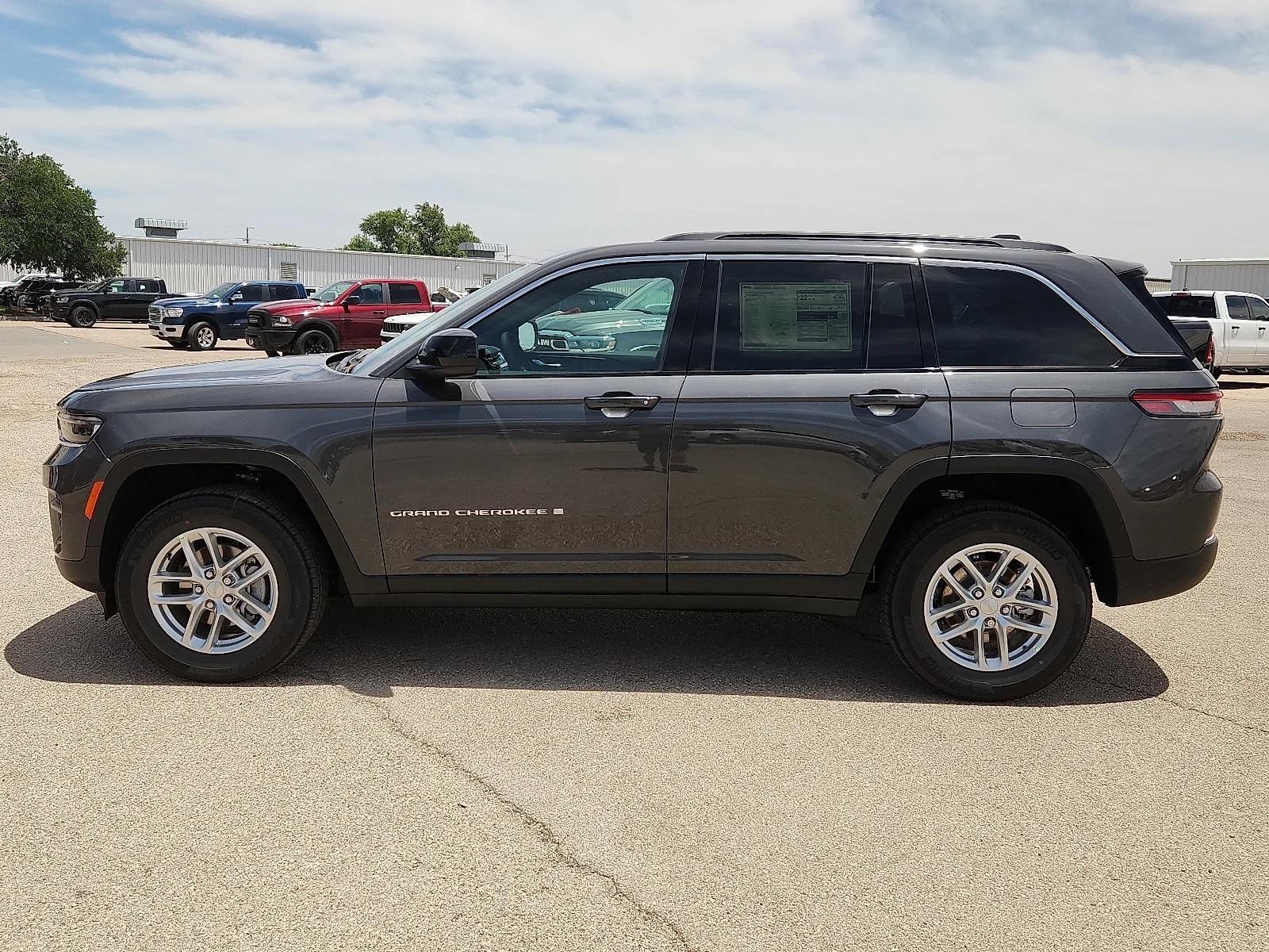 New 2026 Baltic Gray Metallic Clear-Coat  Paint Jeep LAREDO X 4X2 image 2