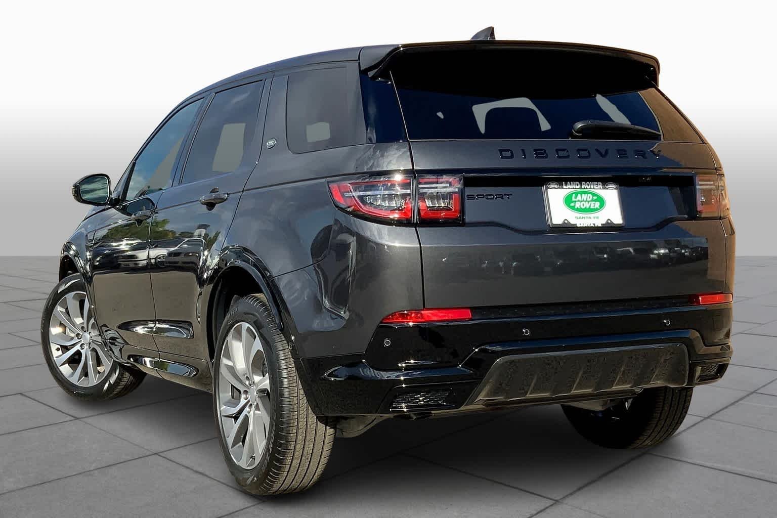 Used 2025 Carpathian Gray Premium Metallic Land Rover Dynamic SE image 12