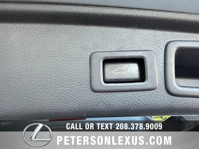 Used 2014 Silver Subaru 2.5i Limited image 20