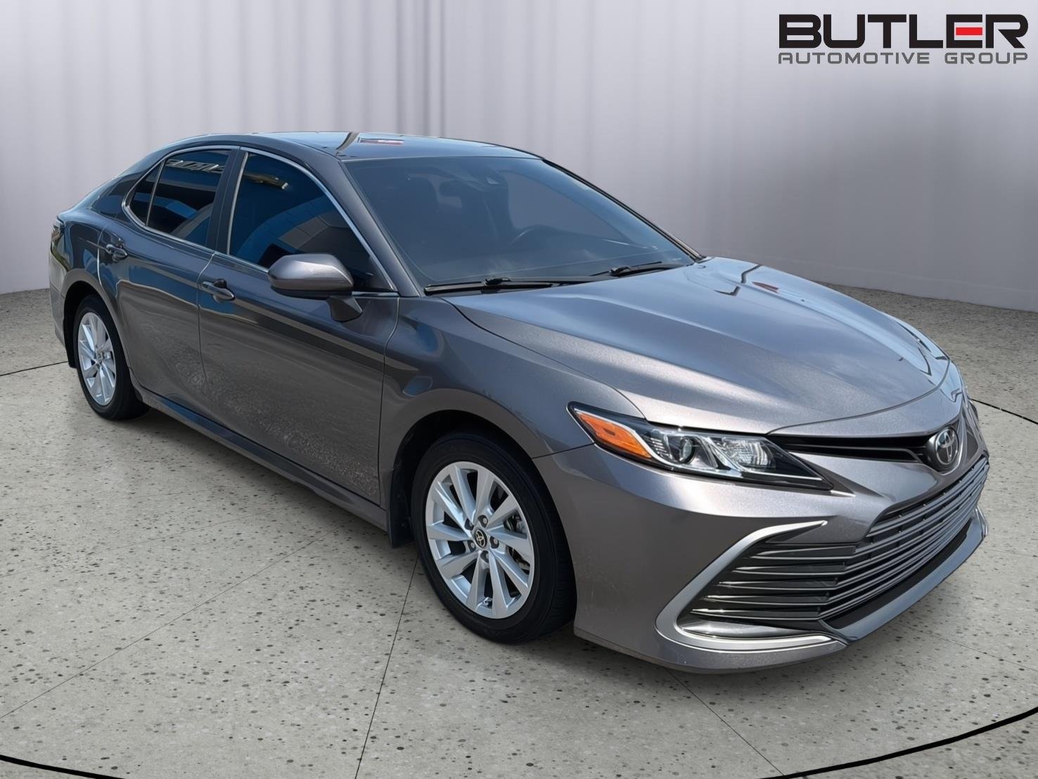 Used 2024 Predawn Gray Mica Toyota LE image 14
