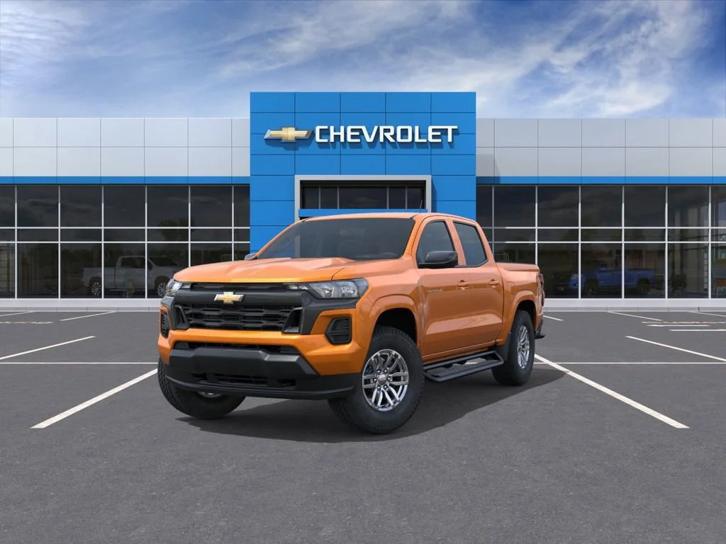 2025 Chevrolet Colorado LT - Photo 8