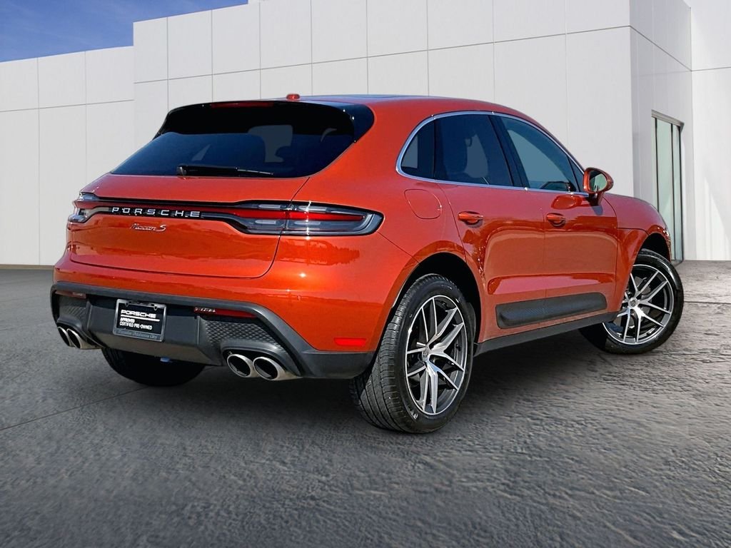 Used 2022  Porsche S image 7