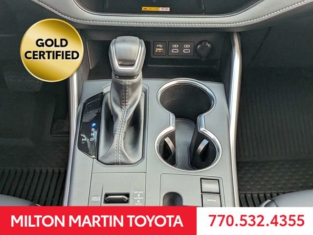 Certified Used 2025  Toyota XLE image 20
