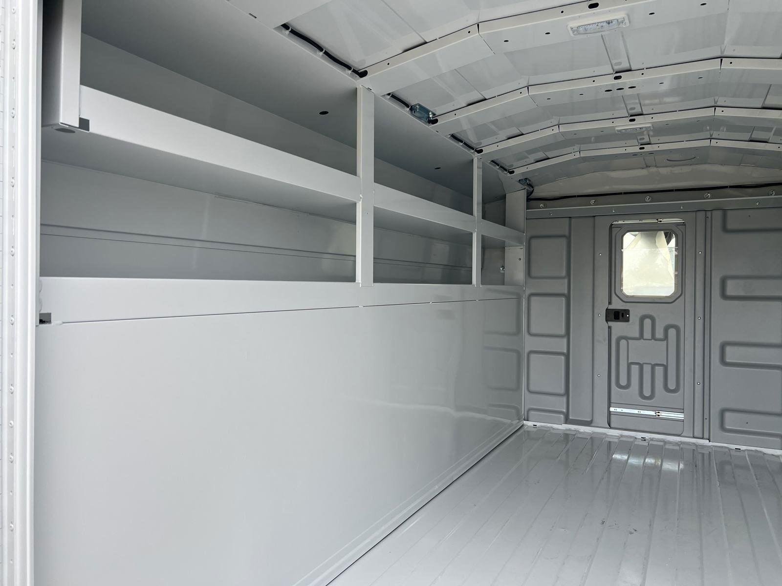 Used 2024 Oxford White Ford T350 AWD SRW image 7