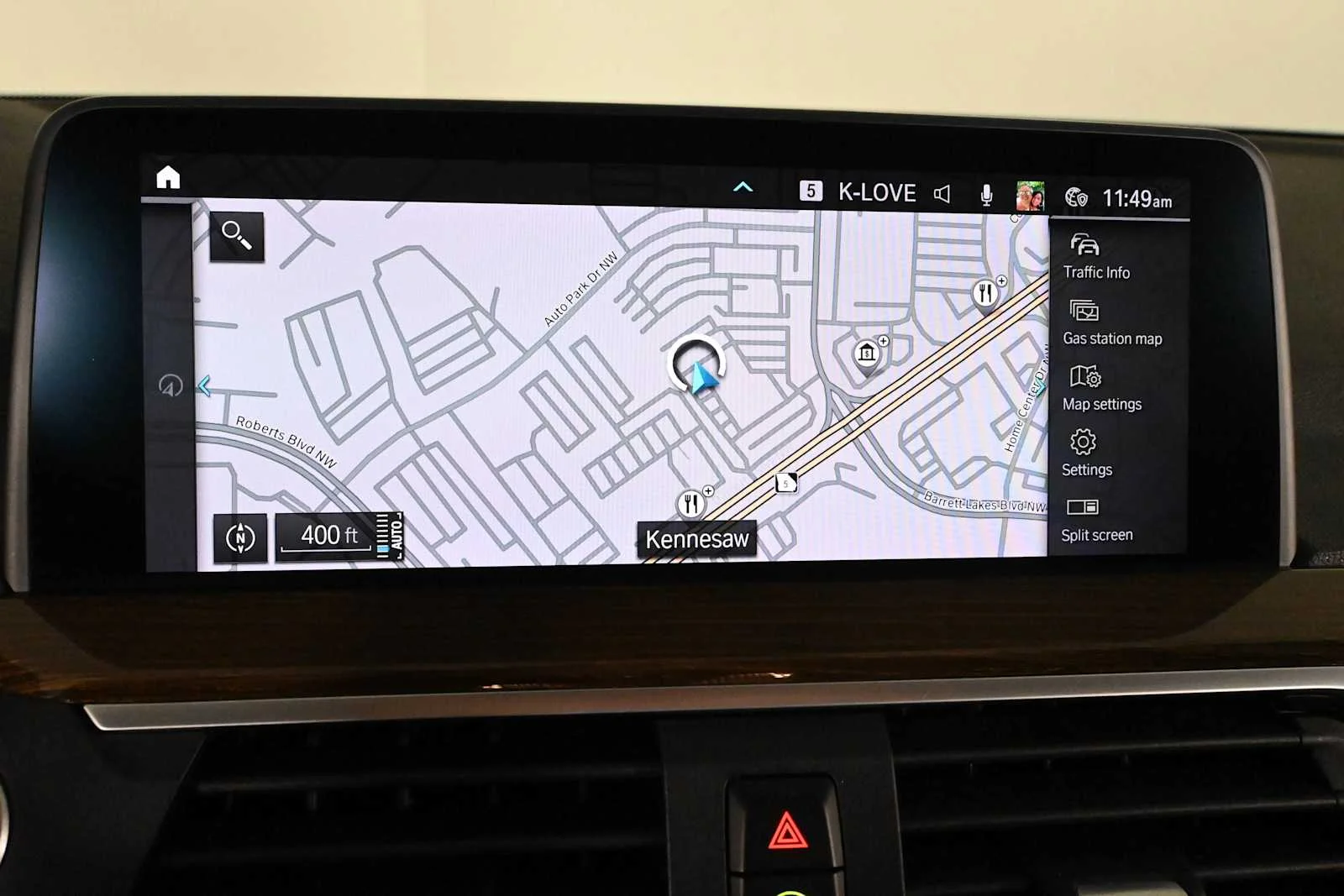 Used 2021 Dark Graphite Metallic BMW xDrive30e image 7