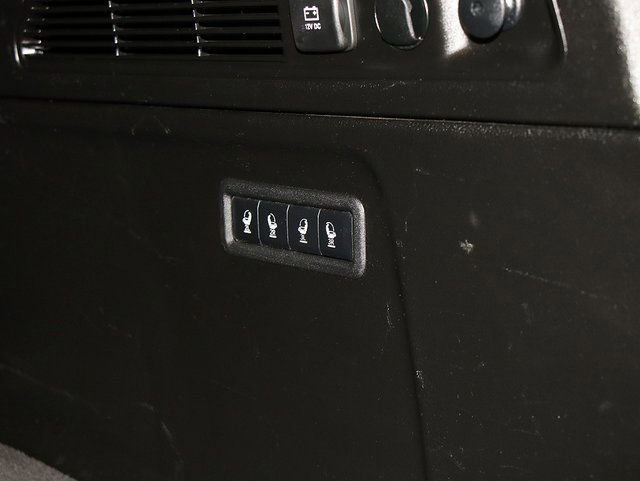 Used 2023 Black Jeep Series III 4x4 image 32
