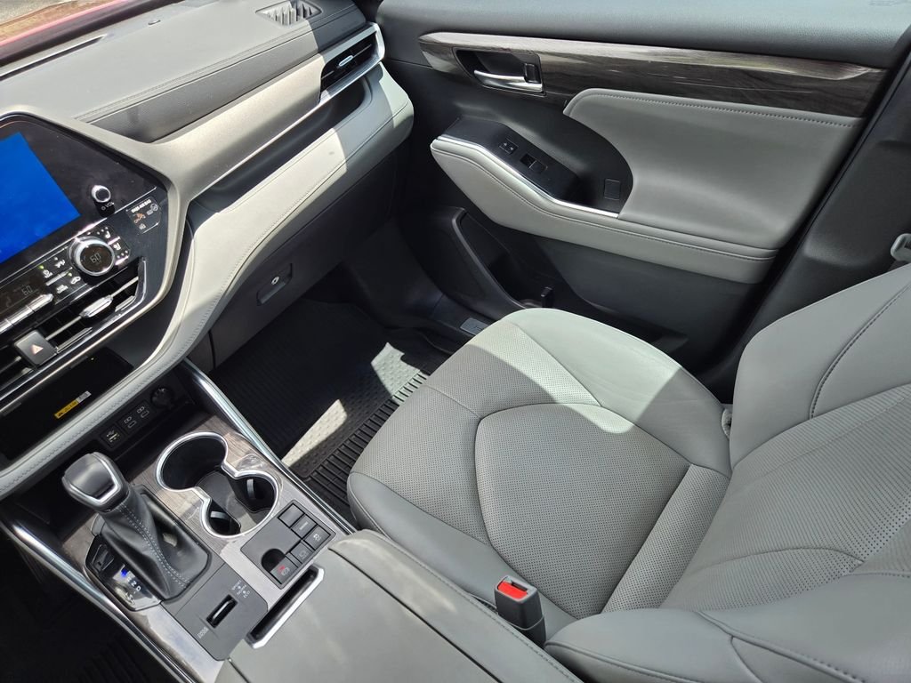 Used 2023 Red Toyota Limited image 16