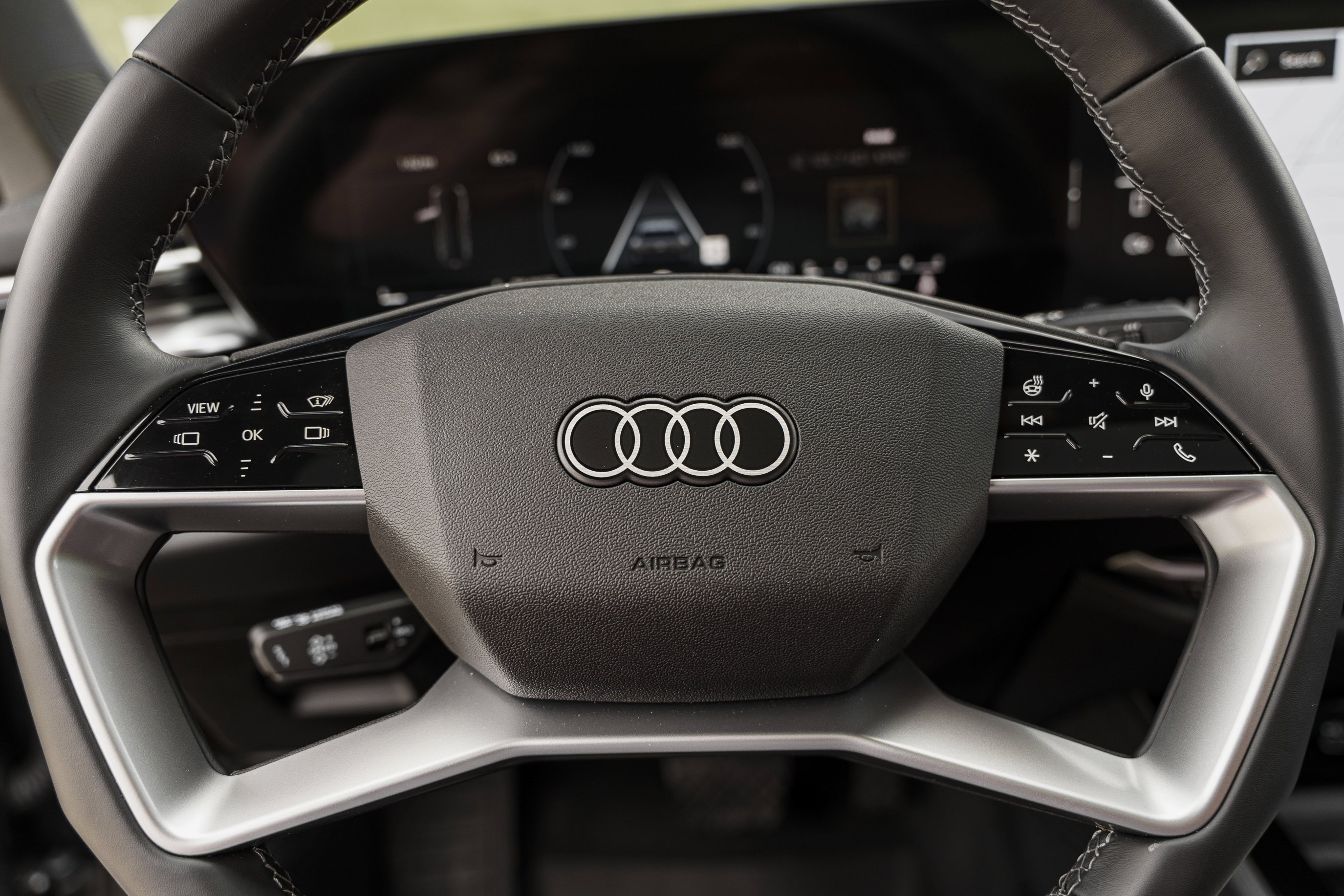 Certified Used 2026 Daytona Gray Pearl Effect Audi Premium Plus image 17