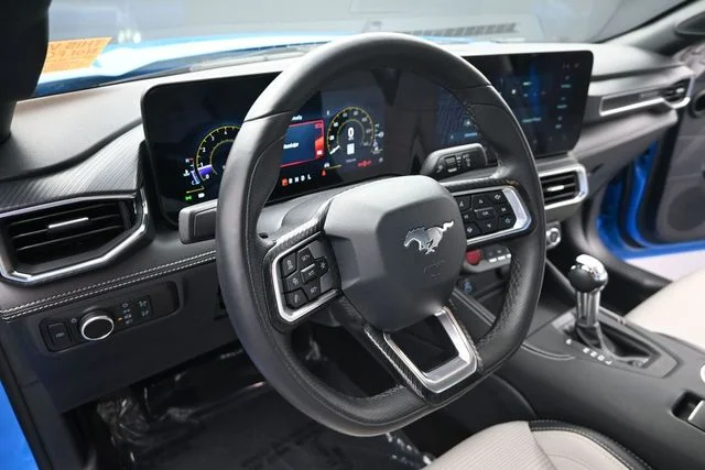 Used 2025 Blue Ford EcoBoost Premium image 17