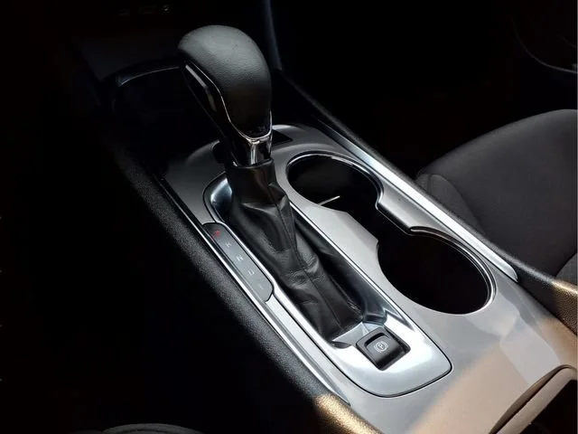 Used 2023 Summit White Chevrolet LT image 6