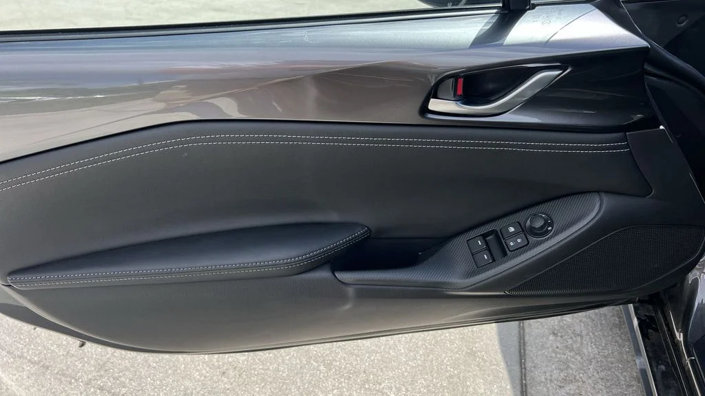 2025 Mazda MX-5 Miata RF Grand Touring - Photo 38