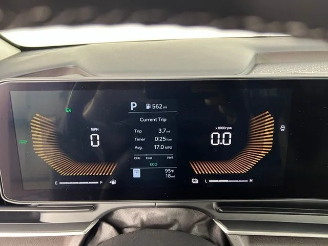New 2027 White Kia EX image 21