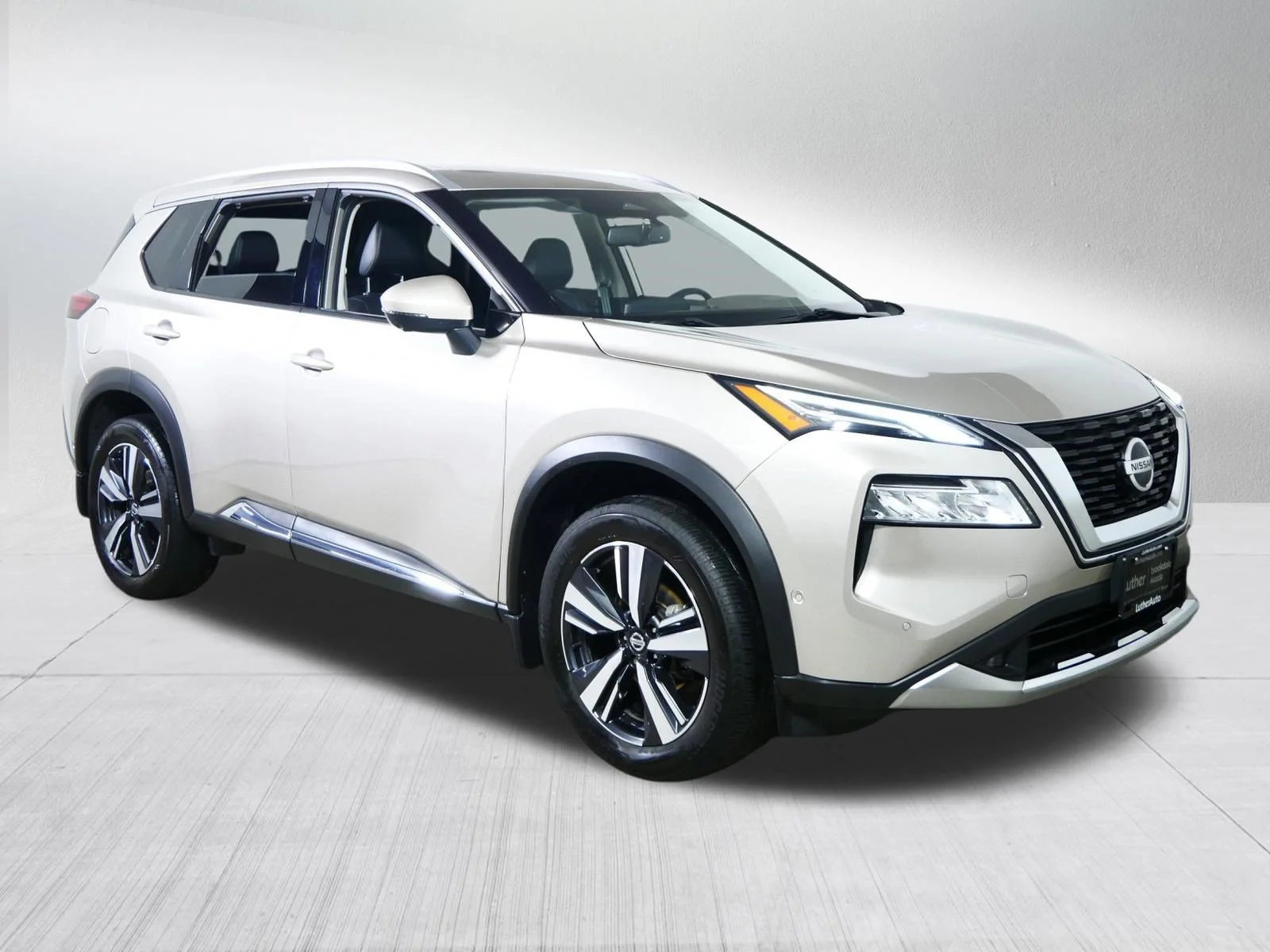 2021 Nissan Rogue Platinum AWD's photo