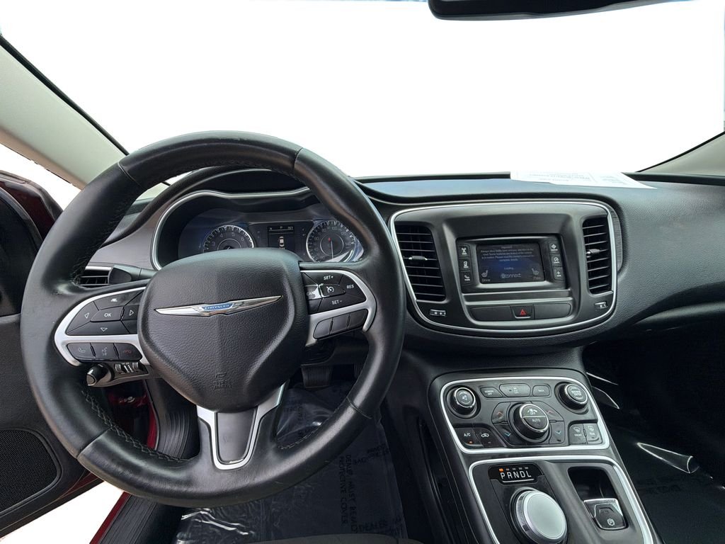 Used 2015 Velvet Red Pearlcoat Chrysler Limited image 20