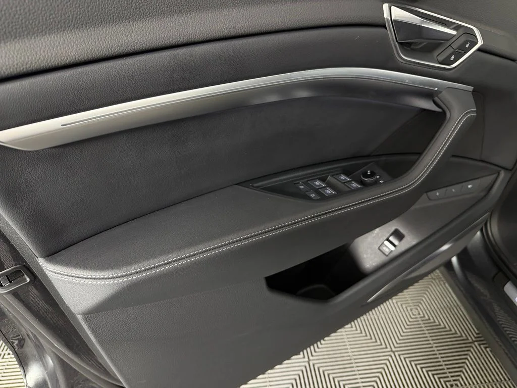 Used 2024 Gray Audi Premium Plus image 27