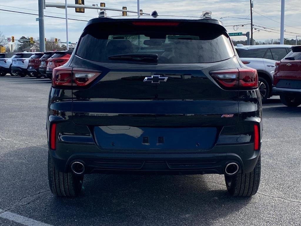 New 2026 Mosaic Black Metallic Chevrolet RS image 4