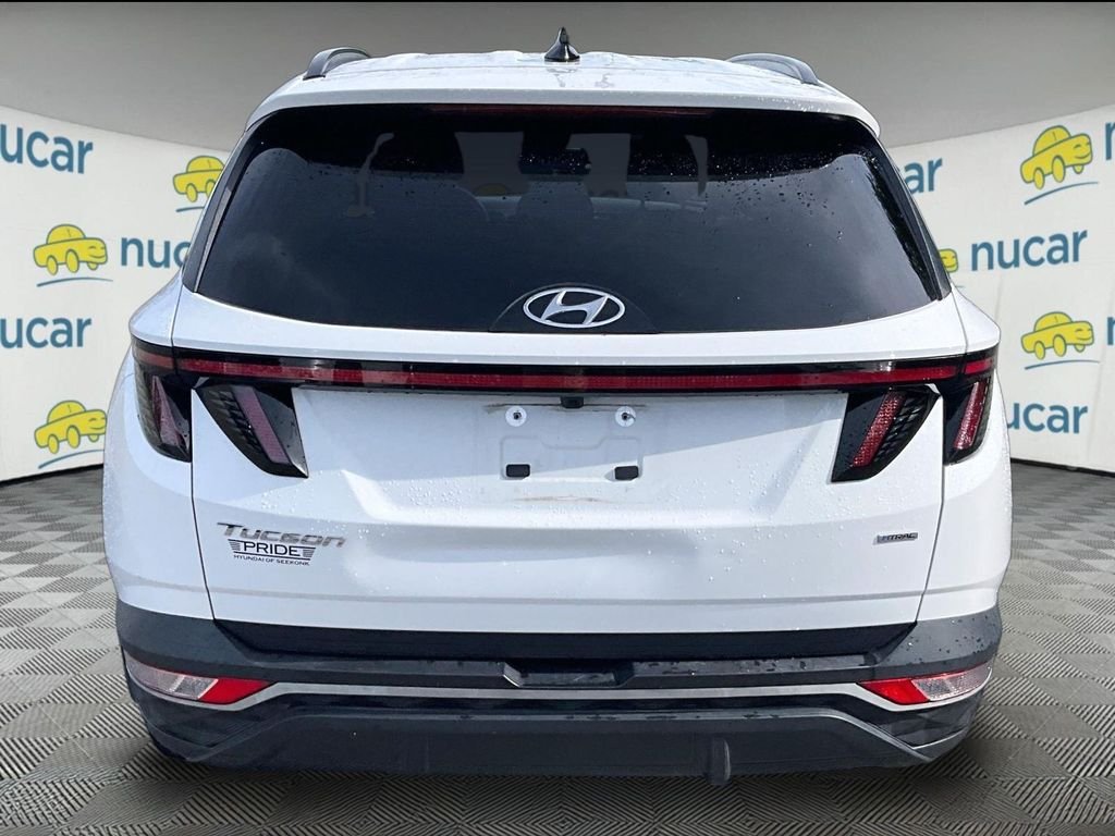 Used 2023 White Hyundai SEL image 3