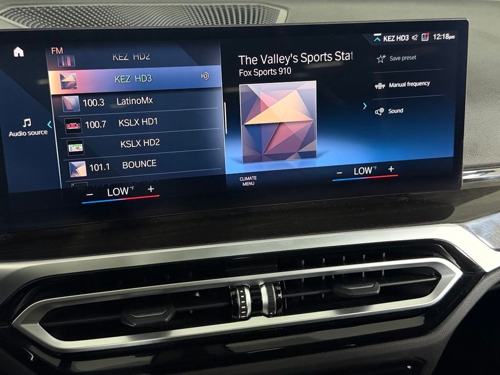 2023 BMW 3 Series 330e - Photo 17