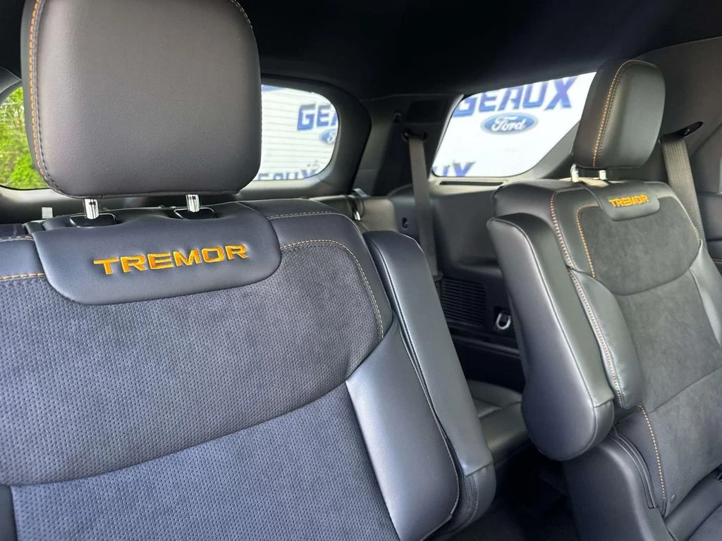 2026 Ford Explorer Tremor - Photo 25