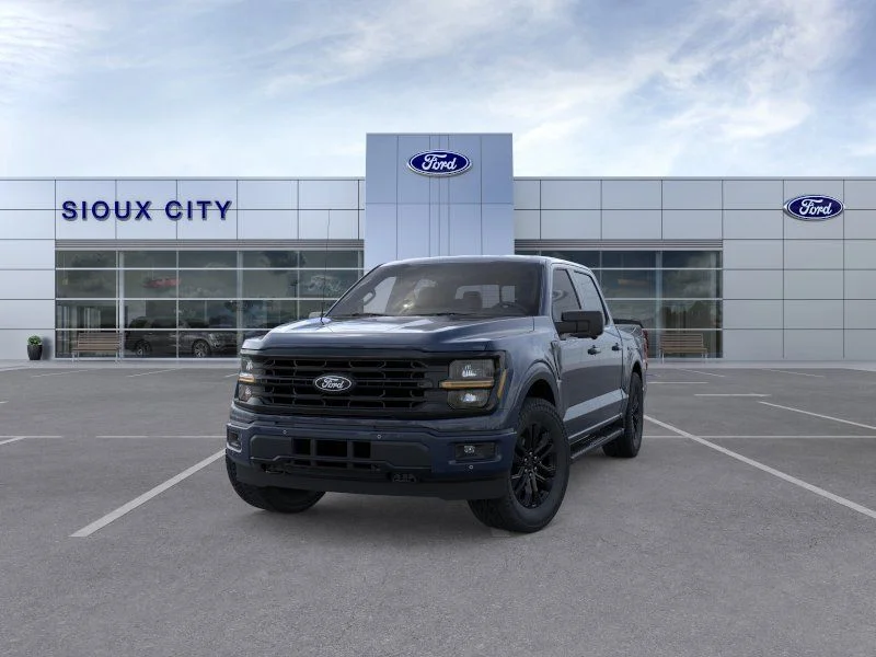 New 2026 Blue Ford XLT image 2