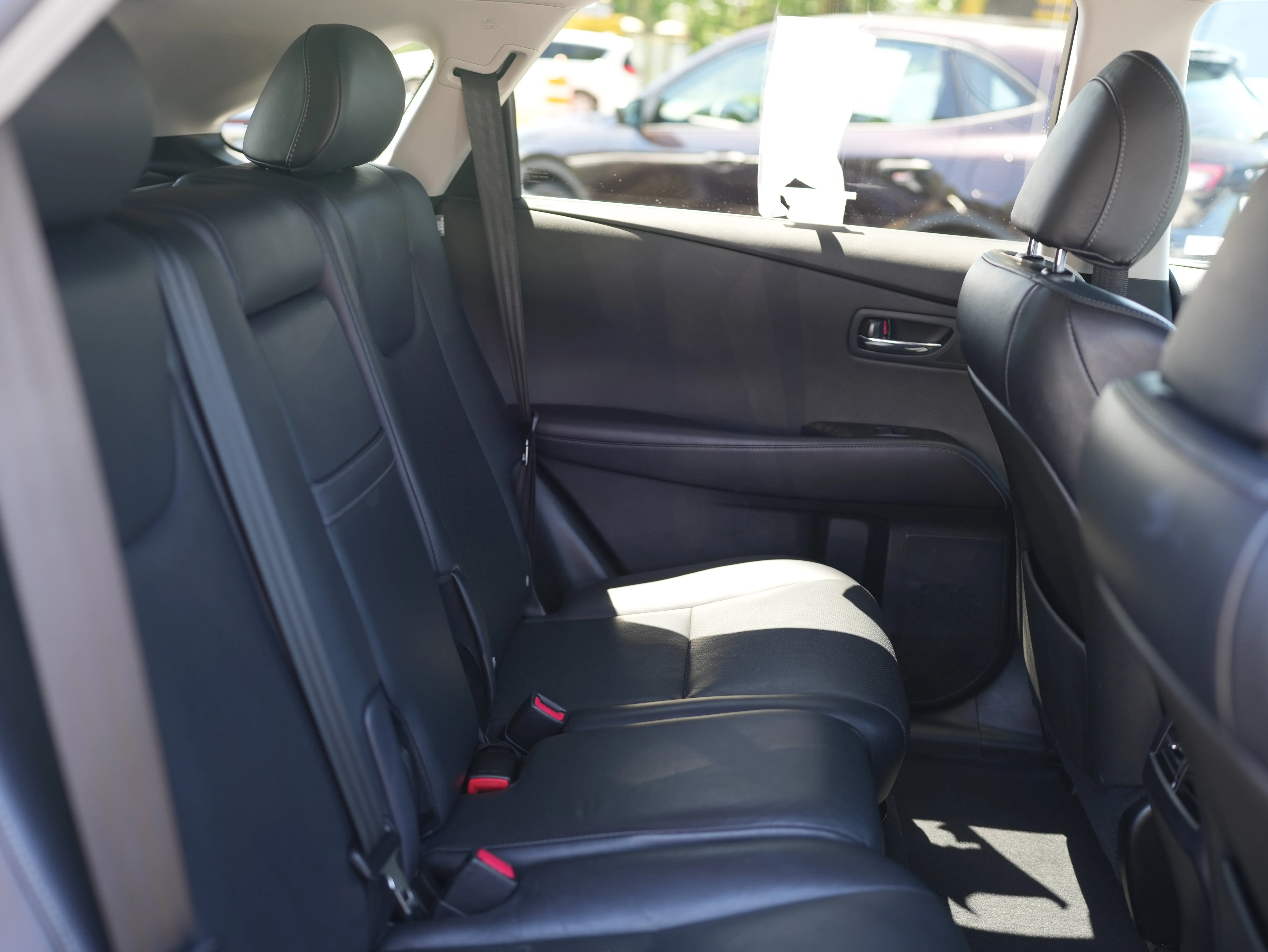 Used 2013 Black Lexus  image 23