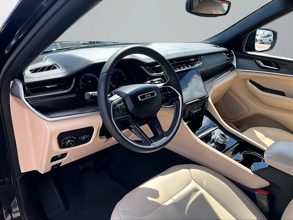 Used 2023 Black Jeep Limited image 15