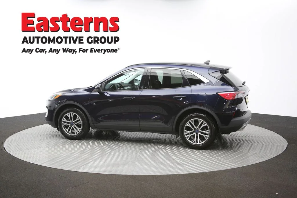 Used 2021 Blue Ford SEL image 59