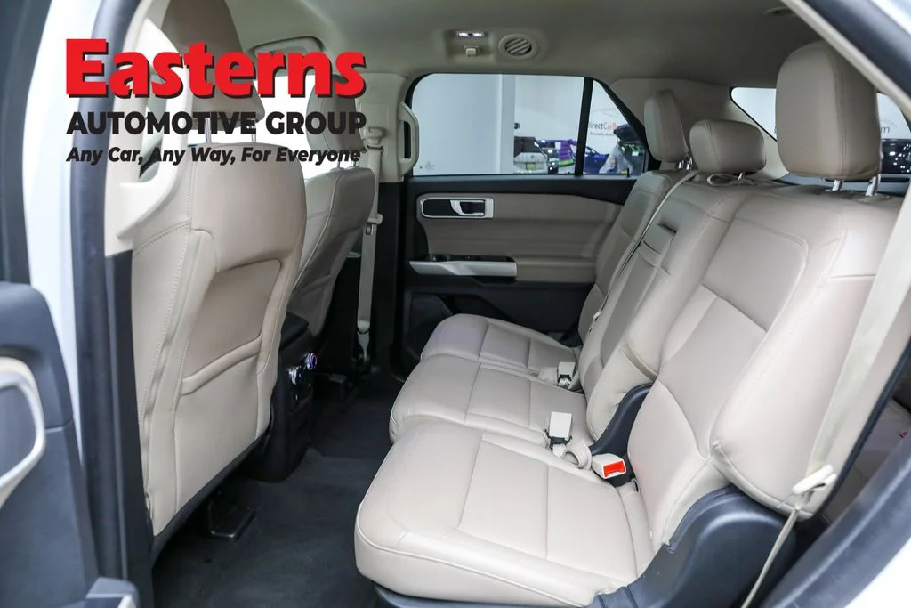 Used 2023 White Ford XLT image 21