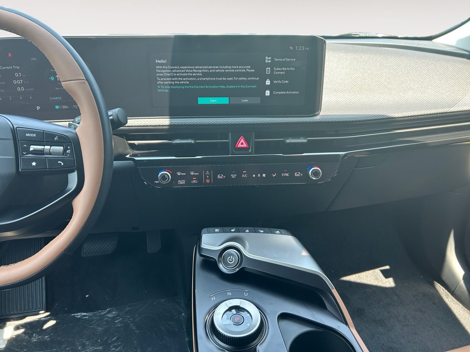 New 2026 Wolf Gray Kia WIND image 11