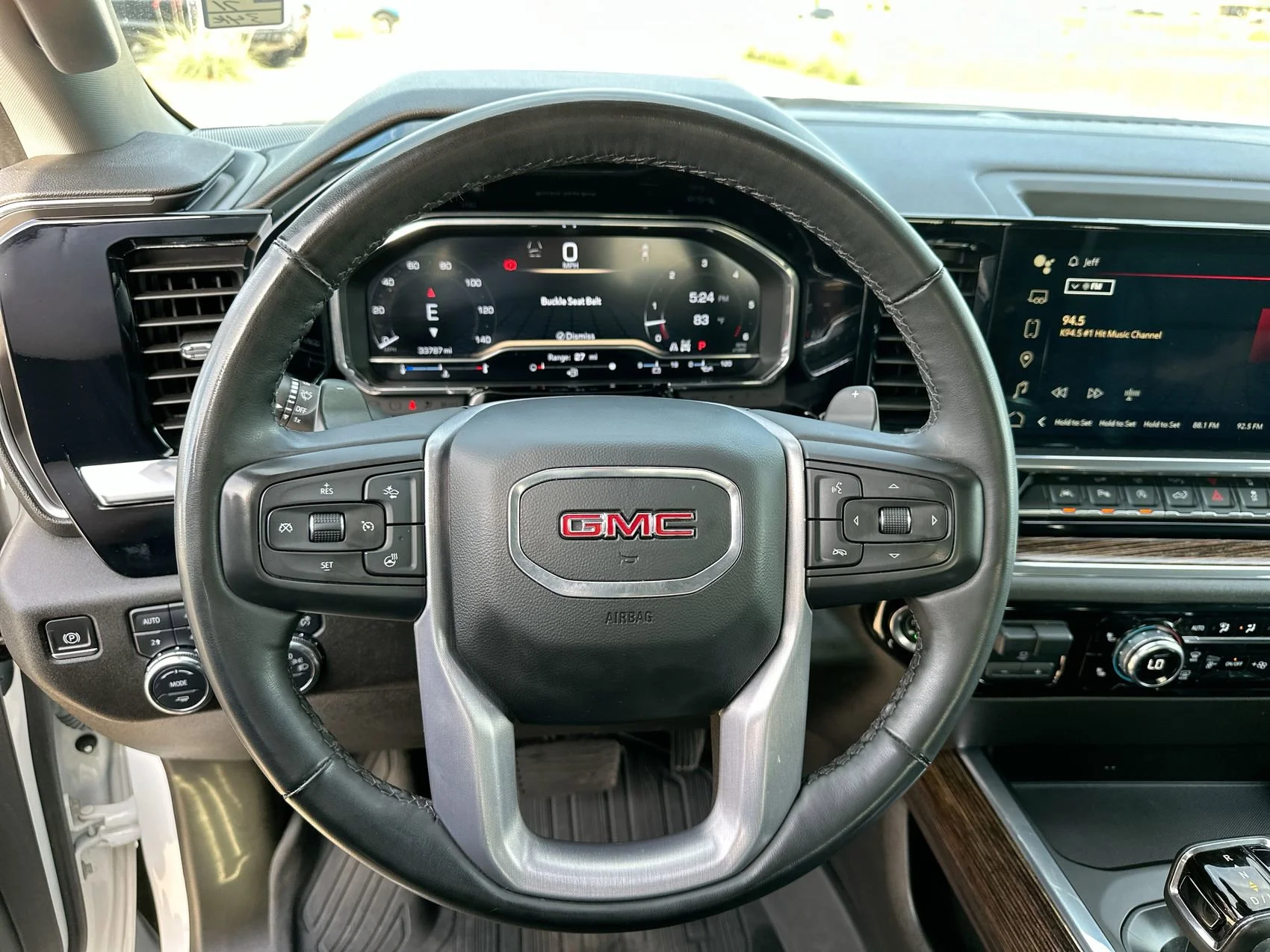 Used 2024 Summit White GMC Elevation image 14