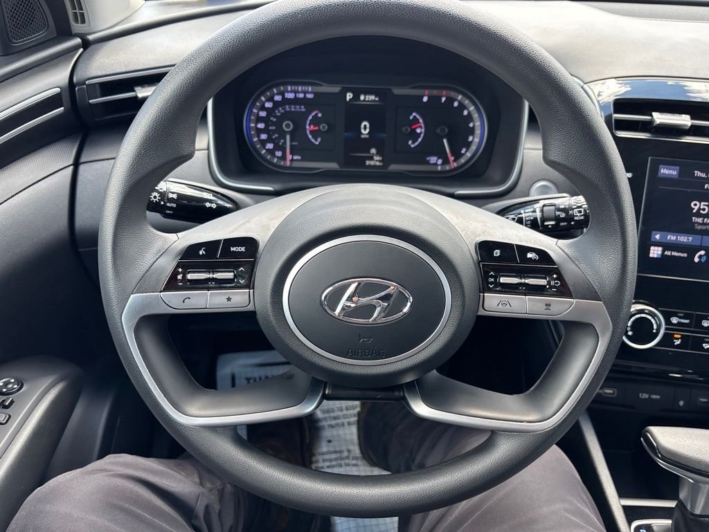 Used 2023 Black Hyundai SEL image 21