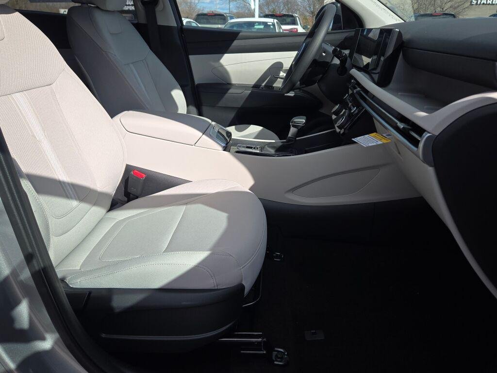 New 2026 Silver Hyundai SEL AWD image 7
