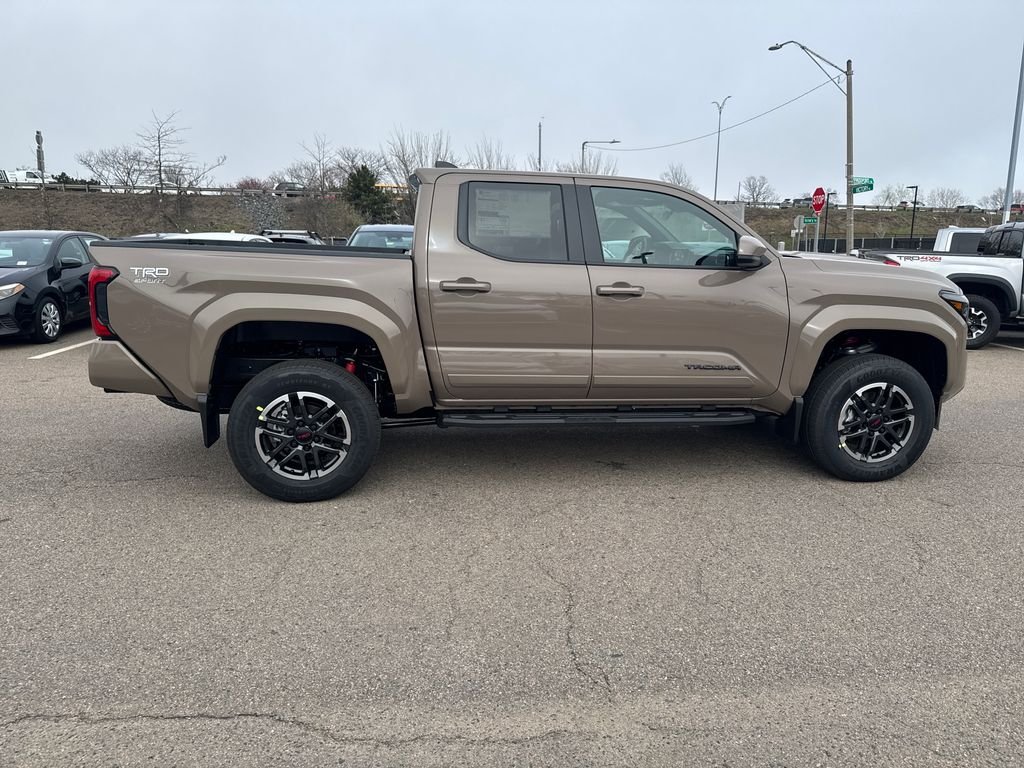 2026 Toyota Tacoma TRD Sport - Photo 9