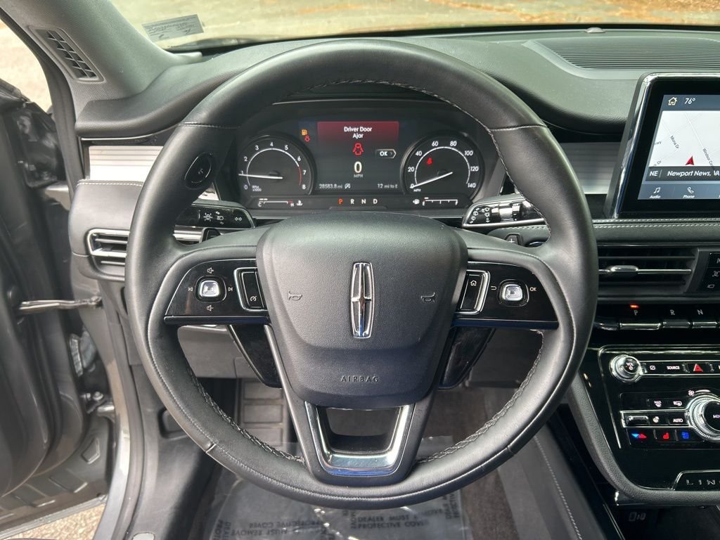 Used 2022 Gray Lincoln Standard image 21