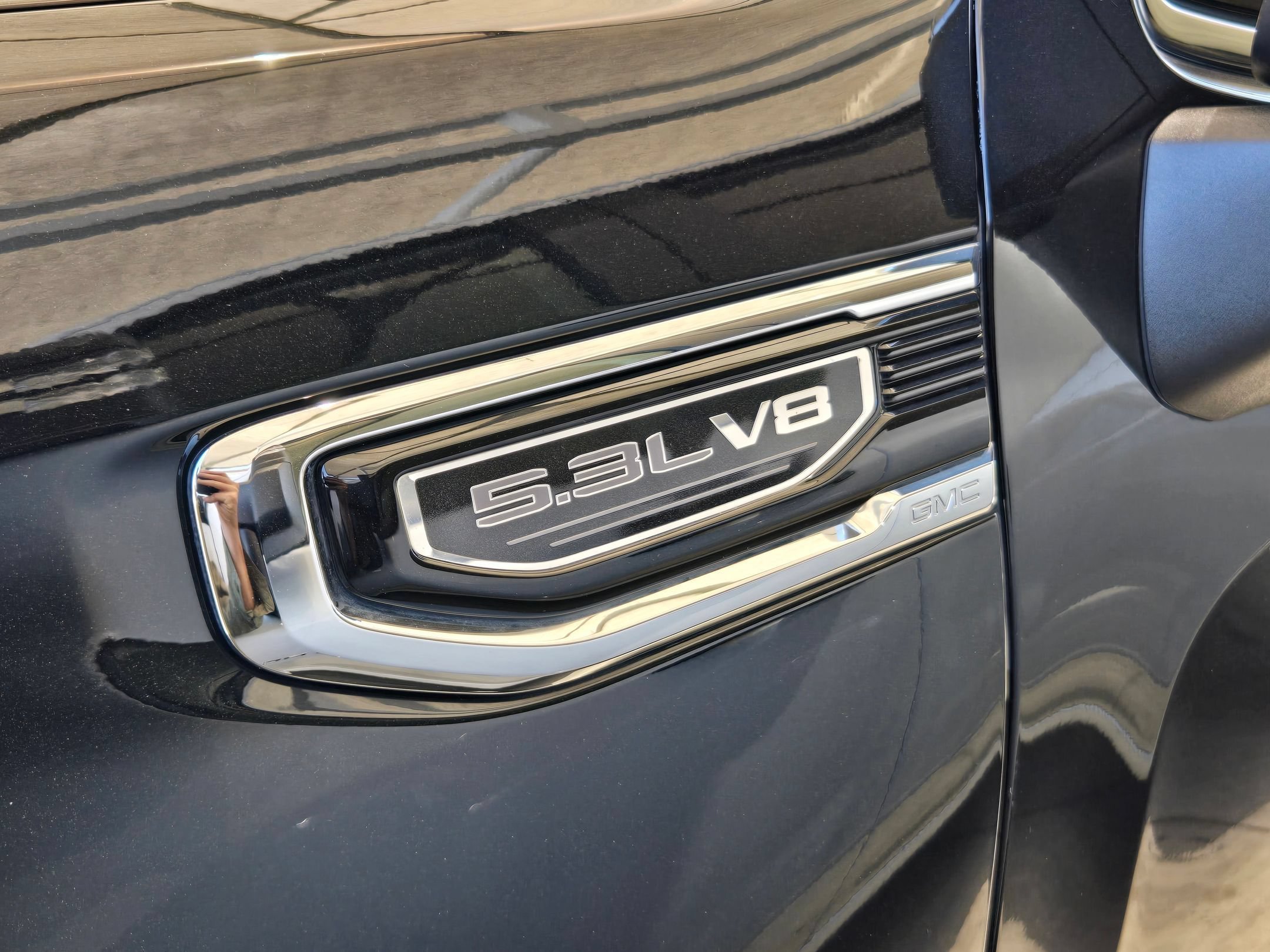 Certified Used 2024 Onyx Black GMC SLT image 5