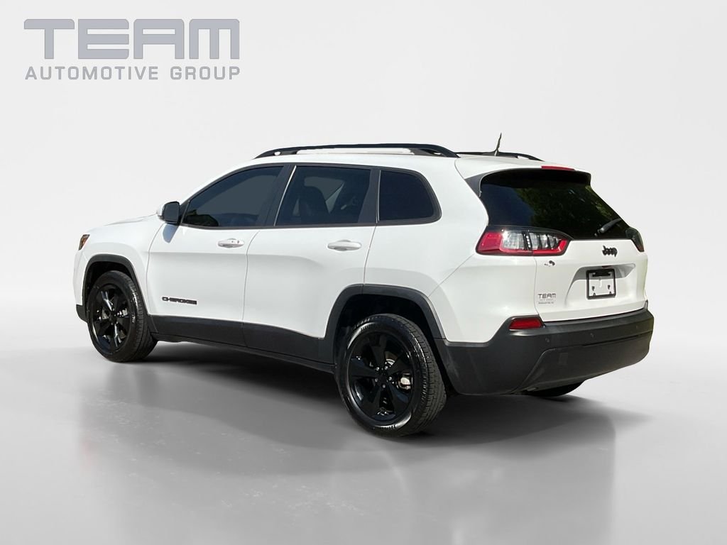 Used 2021 White Jeep Latitude Plus image 5