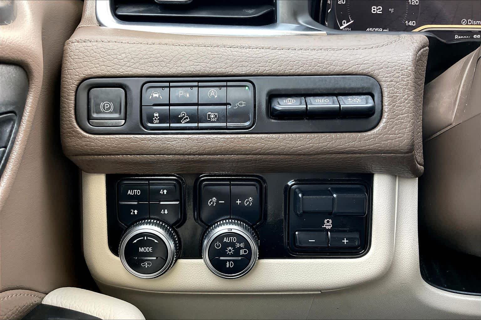Used 2022 Onyx Black GMC Denali image 34