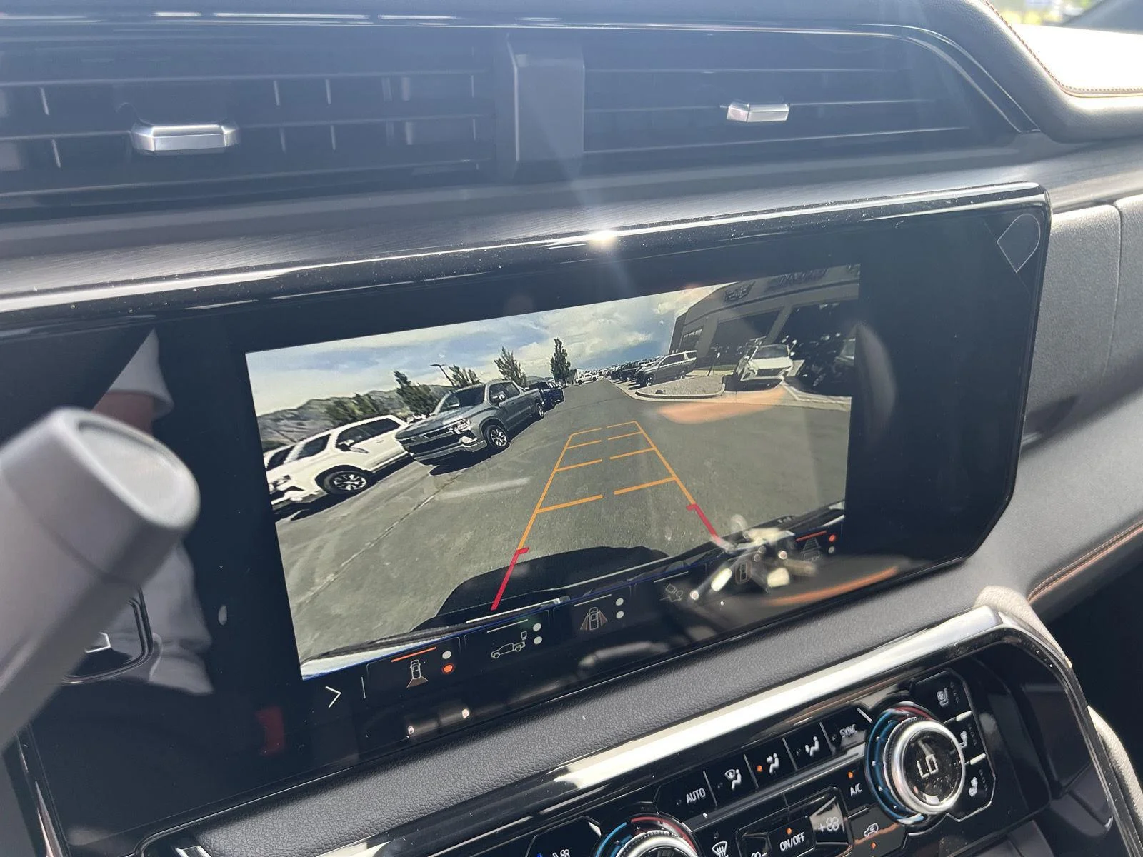 2026 GMC Sierra 3500HD AT4 - Photo 24