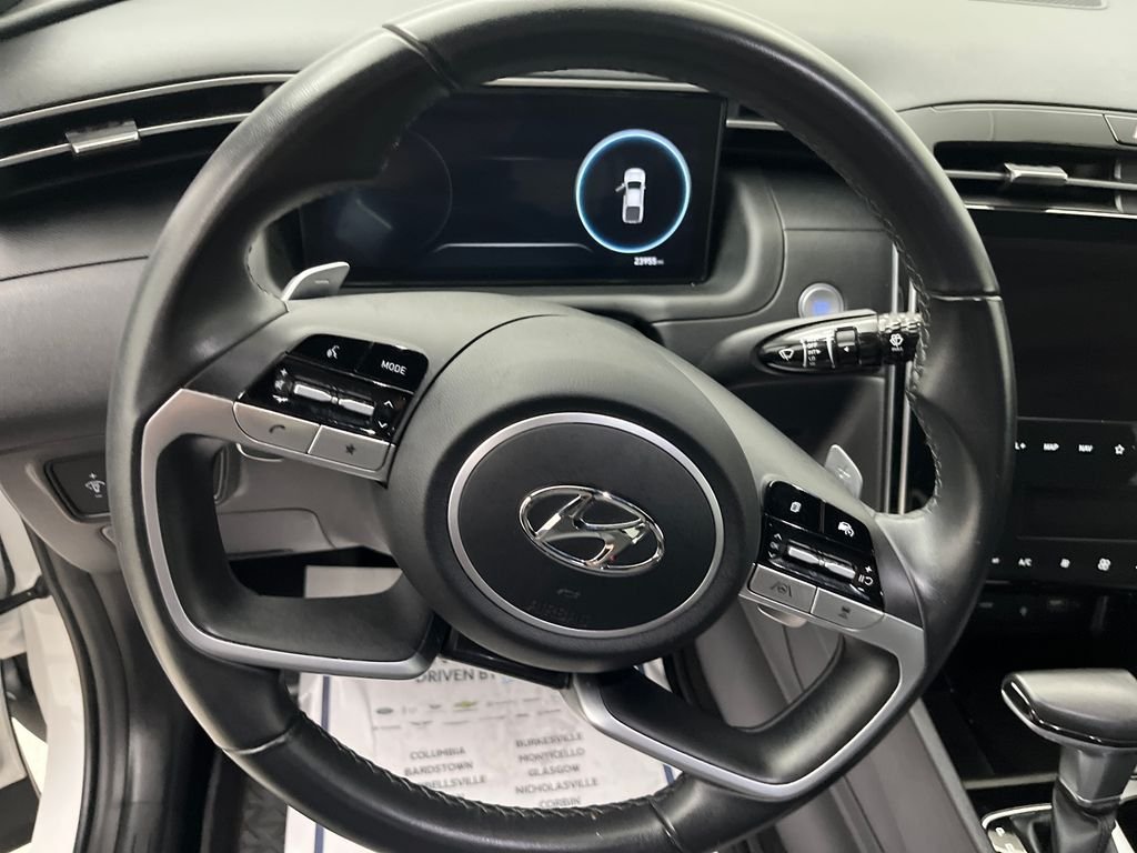 Used 2023 White Hyundai SEL Premium image 16