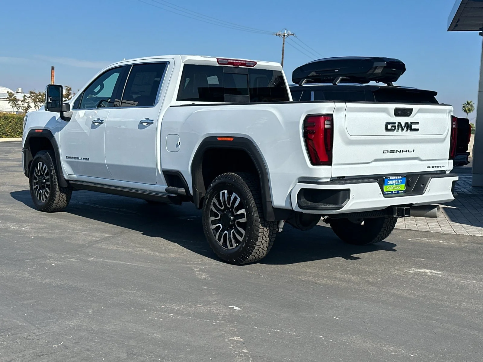 New 2026 Glacier White Tricoat GMC Denali Ultimate image 6
